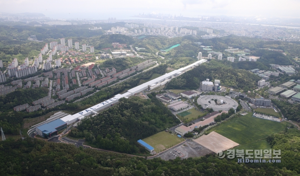 포항시 지곡동에 위치한 4세대 방사광가속기. 4세대는 미국, 일본에 이어 우리나라가 세 번째다.