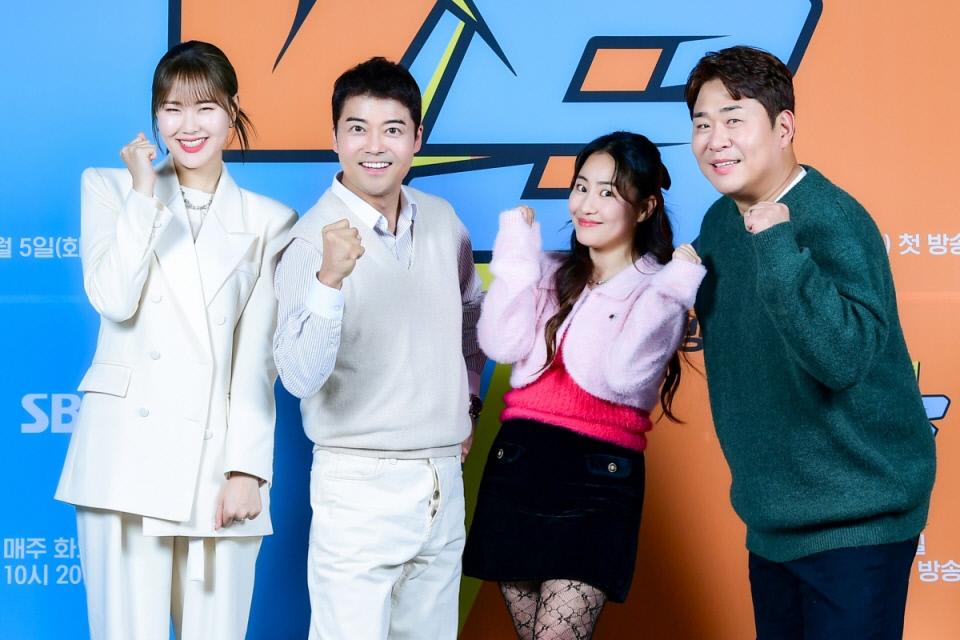전현무, 강호동·이승기 그림자 지우고 '강심장VS' 살릴까