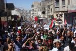 예멘의 시아파 반군 후티가 무력으로 정부를 전복한 가운데 7일(현지시간) 예멘 제3 도시 타이즈에서 후티에 반대하는 시민들이 집회를 열고 있다. 연합