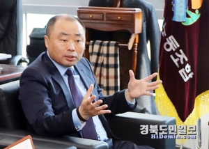 최병욱 국토교통부노조 위원장이 본지와의 인터뷰에서 노동운동 패러다임 변화의 중요성에 대해 설명하고 있다.