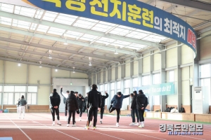 예천군(군수 김학동)에서는 육상 국가대표 후보 및 꿈나무 선수단이 지난 3일부터 오는 16일까지 동계전지훈련을 시작한다.