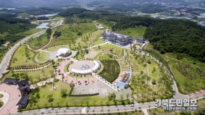 삼성현역사문화공원 전경