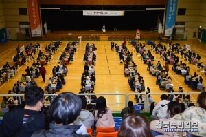 9일 경북도민일보 주최로 포항대학교 평보관에서 열린 제14회 영일만사랑배 아마바둑대회 모습.