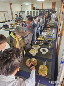 28일 내연산 보경사에서 ‘사찰음식 대축제’ 행사가 열리고 있다.